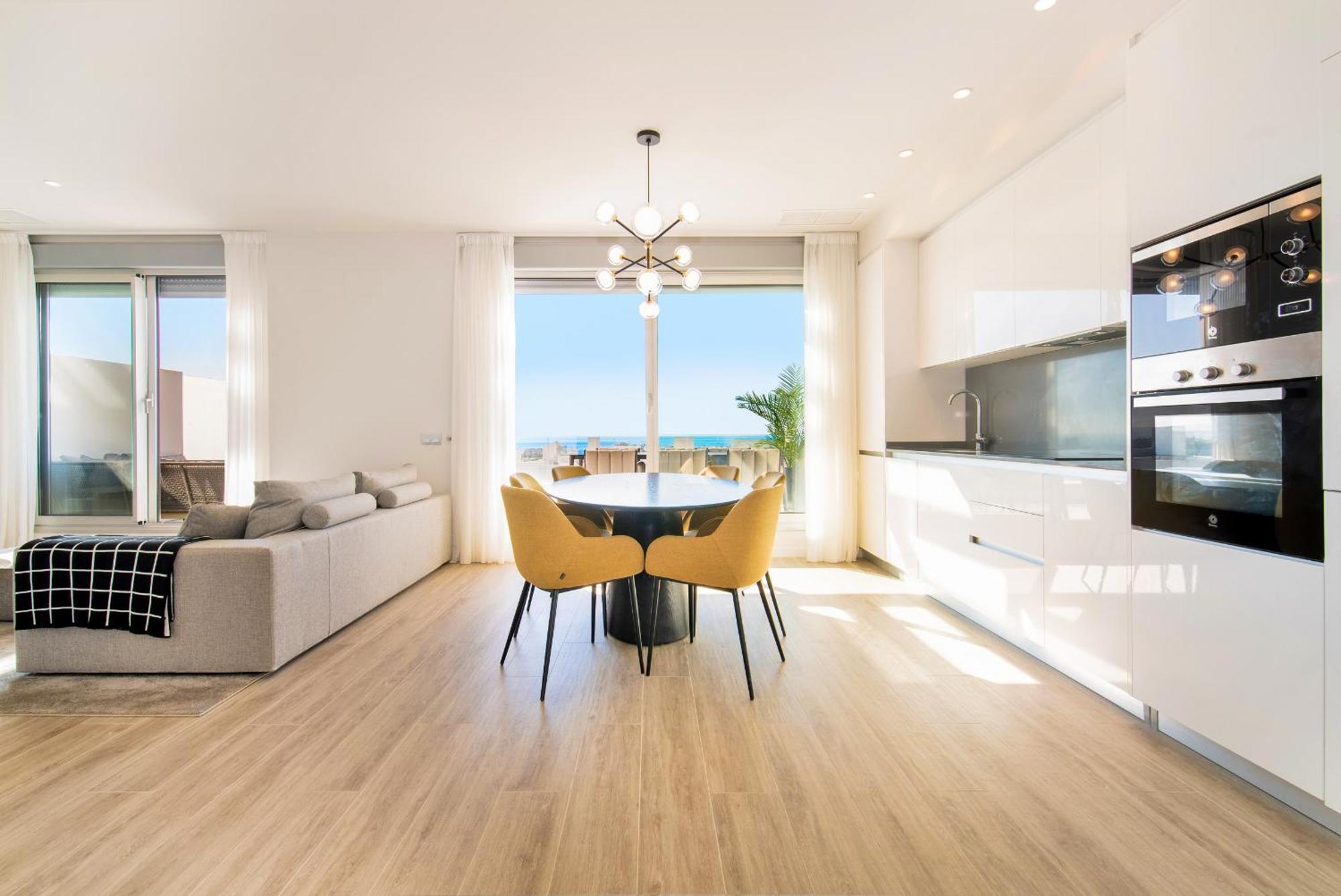 Lm352b- Spacious Family Penthouse With Sea View Apartamento